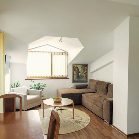 2-Bedroom Apt, 2Min Walk To Ski Path, 7-8 Min Walk To Gondola Банско Экстерьер фото